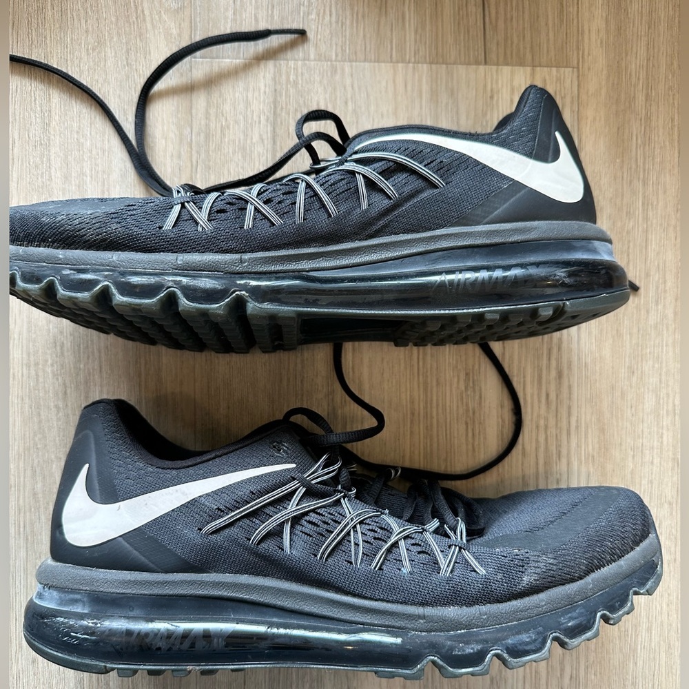 Nike Men’s size 11.5 Black and Gray Air Max Sneakers